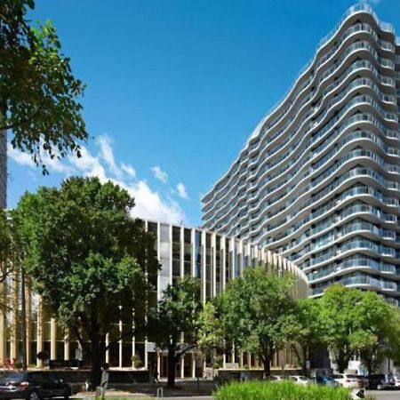 Readyset Apartments At Emerald Melbourne Bagian luar foto