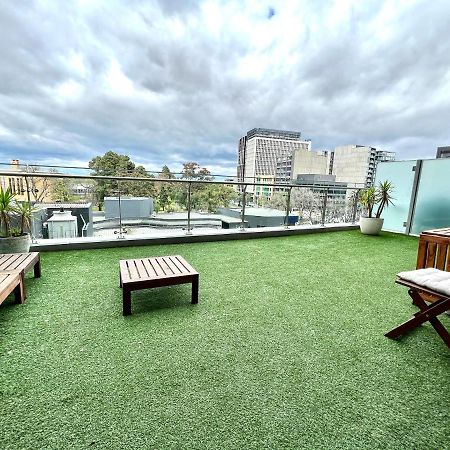 Readyset Apartments At Emerald Melbourne Bagian luar foto