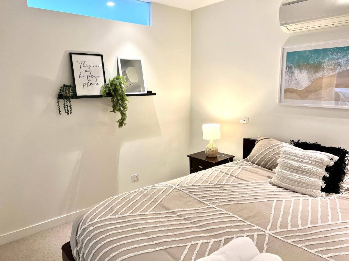 Readyset Apartments At Emerald Melbourne Bagian luar foto